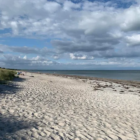 10 Person In Vaeggerlose-by Traum * Bøtø By