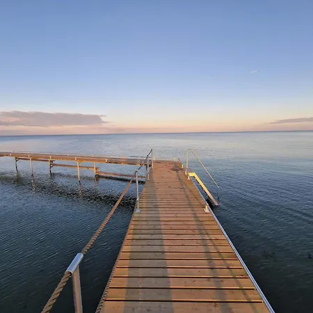 10 Person In Vaeggerlose-by Traum *